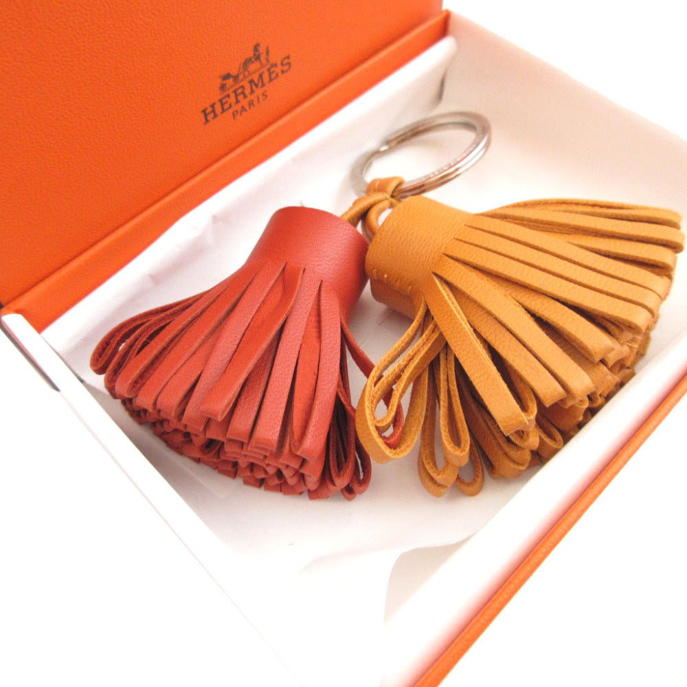 新品同様 エルメス カルメンウノドス フリンジ アニューミロ ブリック セサミ バッグチャーム キーホルダー 1490【中古】HERMES
