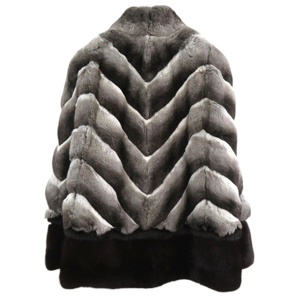 新品同様 フェンディ ポンチョ チン チラ グレー 毛皮 ファー 0322【中古】FENDI