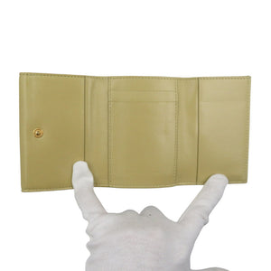 ボッテガヴェネタ トライアングル タイニーウォレット カーフスキン ゴールド金具 シルバー金具 ベージュ 三つ折り財布 0425【中古】BOTTEGA VENETA