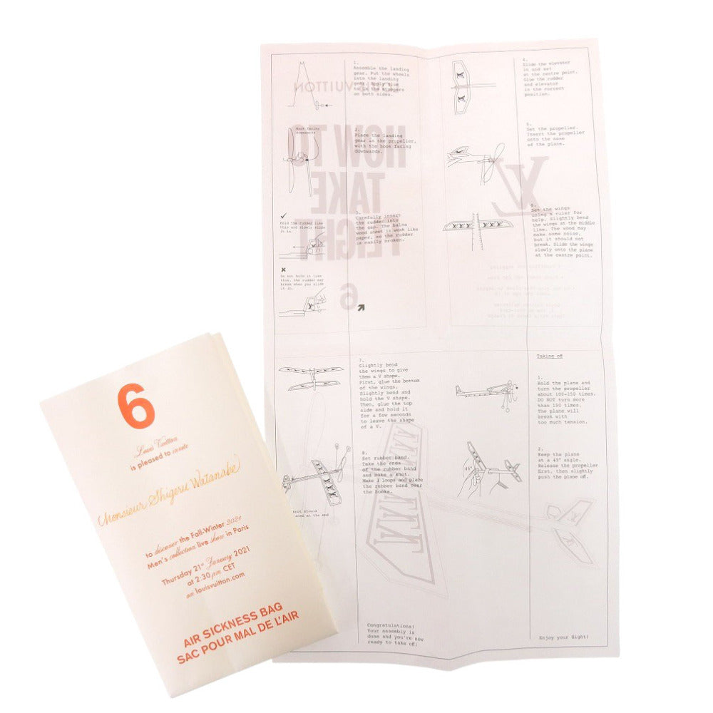 新品同様 ルイ ヴィトン コックピットボイスレコーダー COCKPIT VOICE RECORDER 組み立て 飛行機 ウッド ベージュ オブジェ LV 0652【中古】LOUIS VUITTON