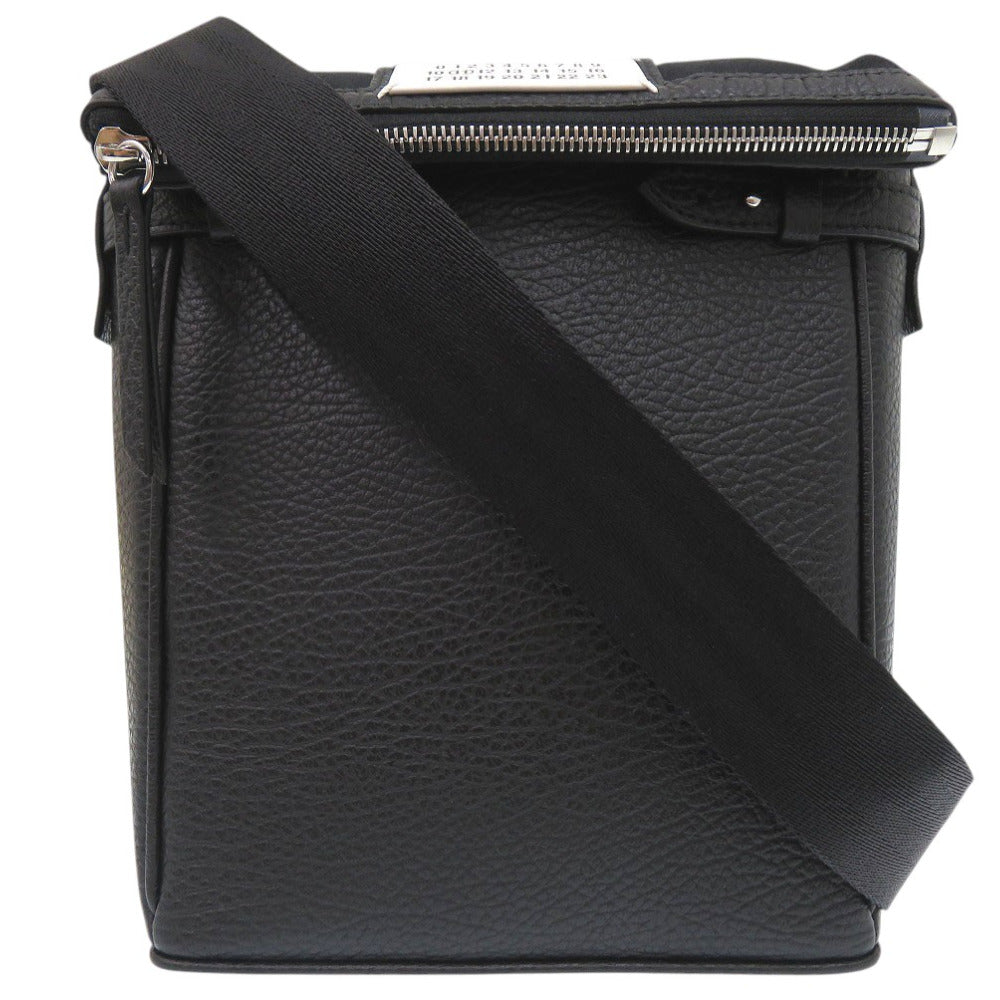 新品同様 メゾン マルジェラ 5AC CAMERA BAG VERTICAL カメラバッグ SB1WG0041 ショルダーバッグ レザー キャンバス ブラック 0186【中古】Maison Margiela