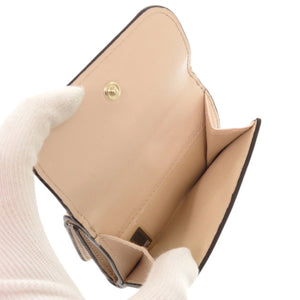 美品 クロエ アルファベット レザー セメントピンク 三つ折り財布 ピンクベージュ 0378【中古】Chloe