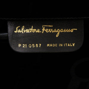 美品 サルヴァトーレフェラガモ チェーン ガンチーニ P210587 レザー カーフ ブラック 0935 黒 ショルダーバッグ【中古】Salvatore Ferragamo