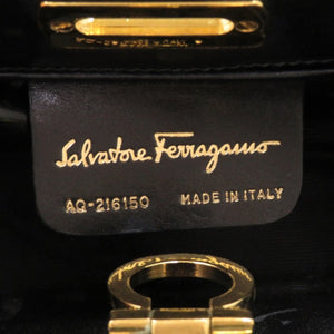 美品 サルヴァトーレフェラガモ ガンチーニ AQ-216150 カーフ レザーブラック 0936 黒 ショルダーバッグ【中古】Salvatore Ferragamo