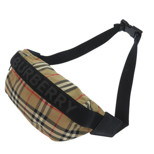 美品 バーバリー ロゴ付き ボディバッグ ウエストバッグ ナイロン ノバチェック 0946【中古】BURBERRY