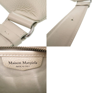 美品 メゾン マルジェラ 5AC サドルバッグ 24SWG0017P4746 ボディバッグ ショルダーバッグ レザー ホワイトグレージュ 1022【中古】Maison Margiela