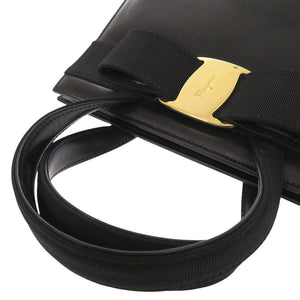 サルヴァトーレフェラガモ ヴァラリボン BA214178 レザー ブラック ハンドバッグ 黒 1262【中古】Salvatore Ferragamo