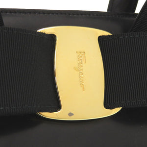 サルヴァトーレフェラガモ ヴァラリボン BA214178 レザー ブラック ハンドバッグ 黒 1262【中古】Salvatore Ferragamo