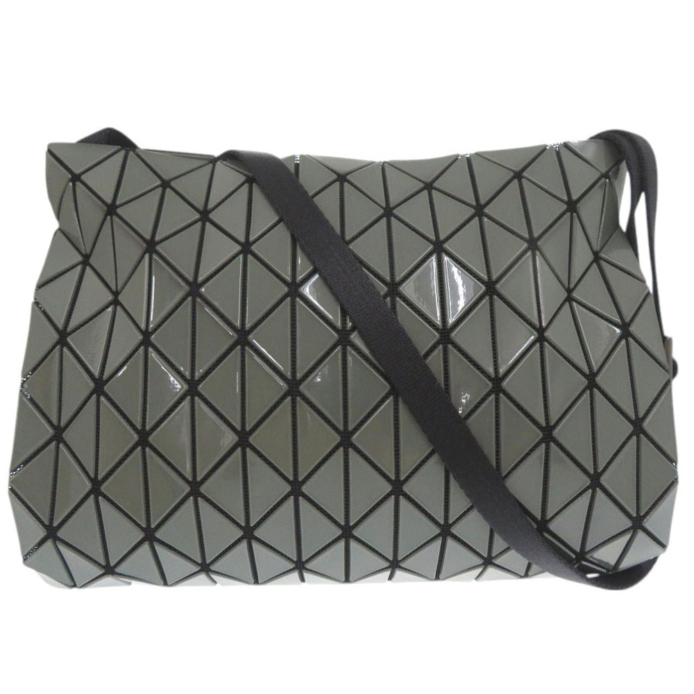 美品 イッセイミヤケ BAO BAO ISSEY MIYAKE バオバオ BB83-AG463 ショルダーバッグ ポリエステル グレーカーキ 1548【中古】ISSEY MIYAKE
