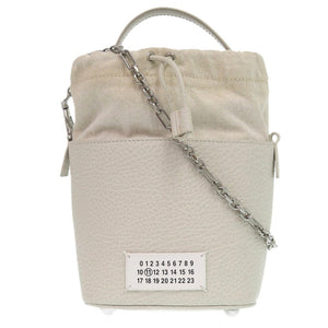 新品同様 メゾン マルジェラ 5AC S61WG0035 レザー キャンバス ライトグレー ショルダーバッグ バケット 白 0046【中古】Maison Margiela