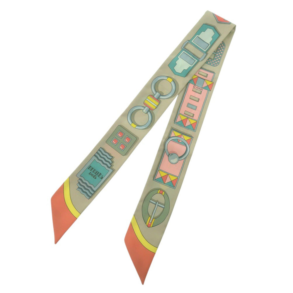 美品 エルメス カレ アン ブックル Carre en Boucles ツイリー TWILLY バックル柄 063021S スカーフ シルク 0093【中古】HERMES