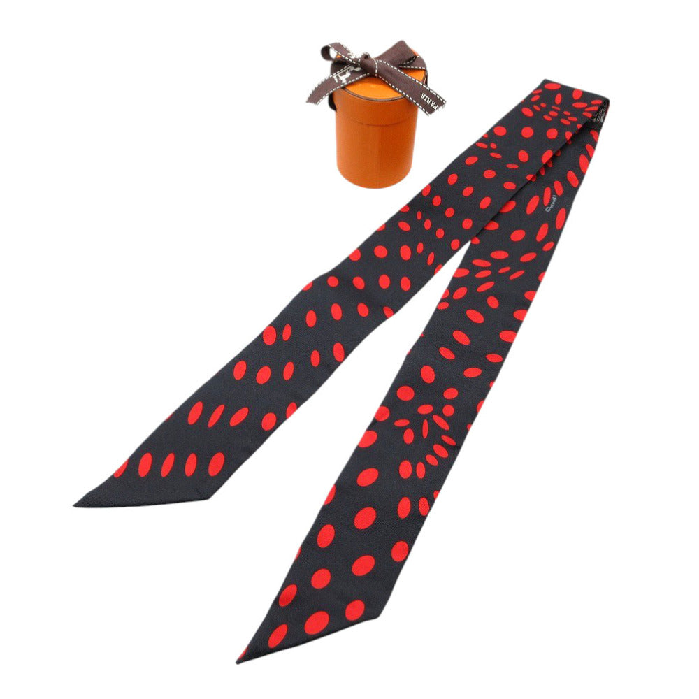 新品同様 エルメス ツイリー オラ フラメンカ スカーフ シルク ブラック/レッド 0176【中古】HERMES