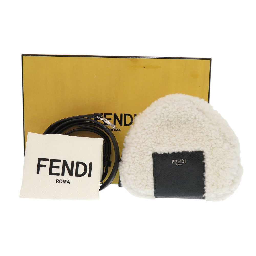 新品同様 フェンディ おにぎりバッグ 7AS240 シープスキン ホワイト ショルダーバッグ 白 0286【中古】FENDI