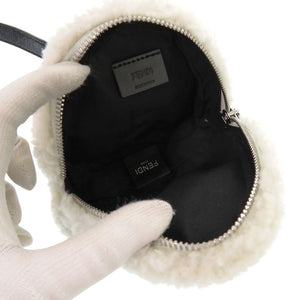 新品同様 フェンディ おにぎりバッグ 7AS240 シープスキン ホワイト ショルダーバッグ 白 0286【中古】FENDI