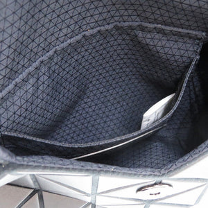 新品同様 イッセイミヤケ BAO BAO ISSEY MIYAKE バオバオ SOLID TORSO トルソー BB41AG262 ポリエステル ナイロン 牛革 ブラック 0677 ショルダーバッグ【中古】ISSEY MIYAKE