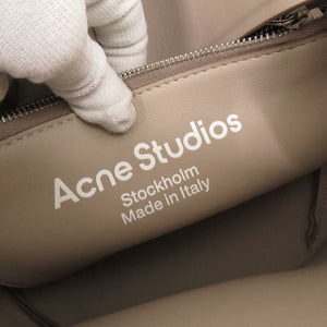 新品同様 アクネストゥディオズ MUSUBI レザー ベージュ 2WAY ハンドバッグ ショルダーバッグ 0713【中古】ACNE STUDIOS