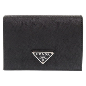 未使用品 プラダ トライアングルロゴ サフィアーノレザー ブラック 二つ折り財布 黒 1484【中古】PRADA