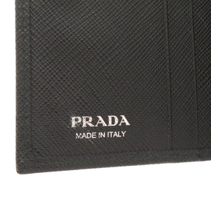 未使用品 プラダ トライアングルロゴ サフィアーノレザー ブラック 二つ折り財布 黒 1484【中古】PRADA