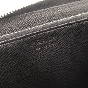 新品同様 プラダ サフィアーノレザー ブラック ラウンドファスナー 長財布 黒 1506【中古】PRADA メンズ