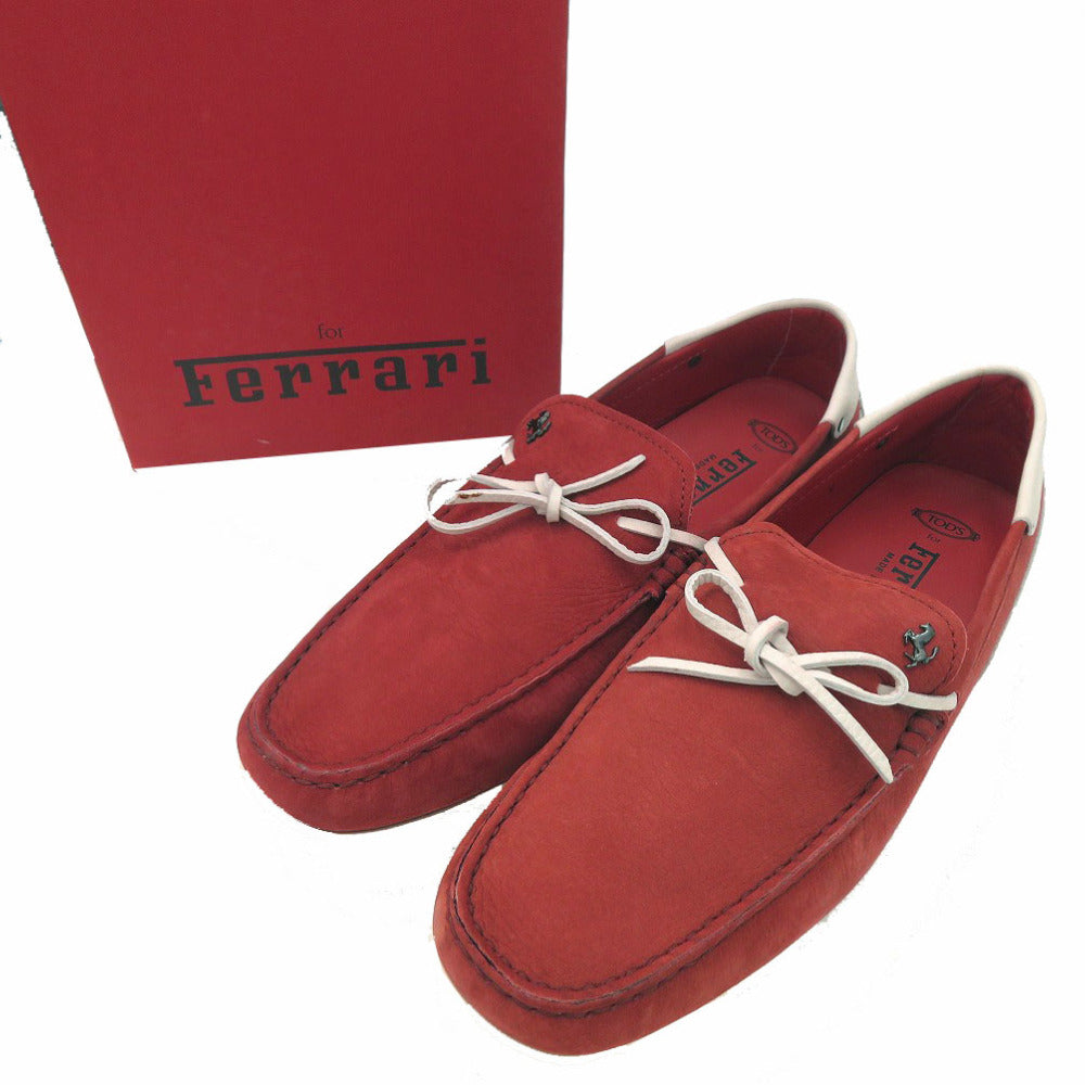 美品 トッズ フェラーリ Ferrari ゴンミーニ デッキシューズ モカシン ドライビングシューズ CITY GOMMINO LACCETTO ENK BIANCO ROSSO ARA XXM04E0EE50PUY S800 スウェード 1601【中古】TOD’S