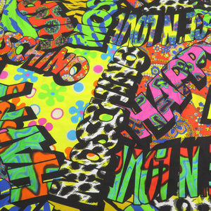 美品 モスキーノ 総柄 半袖Ｔシャツ ロゴプリント 花柄 アニマル柄 ハート柄 コットン マルチカラー 1785【中古】MOSCHINO