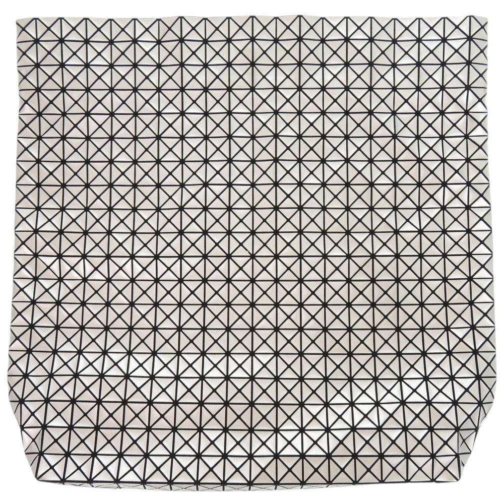 新品同様 イッセイミヤケ バオバオ ポリウレタン/コットン シルバー クラッチバッグ 1796【中古】ISSEY MIYAKE