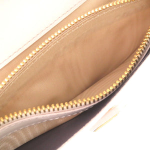 新品同様 プラダ 花柄 レザー 花柄 アイボリー ゴールド金具 1MV025 長財布 0215 【中古】 PRADA