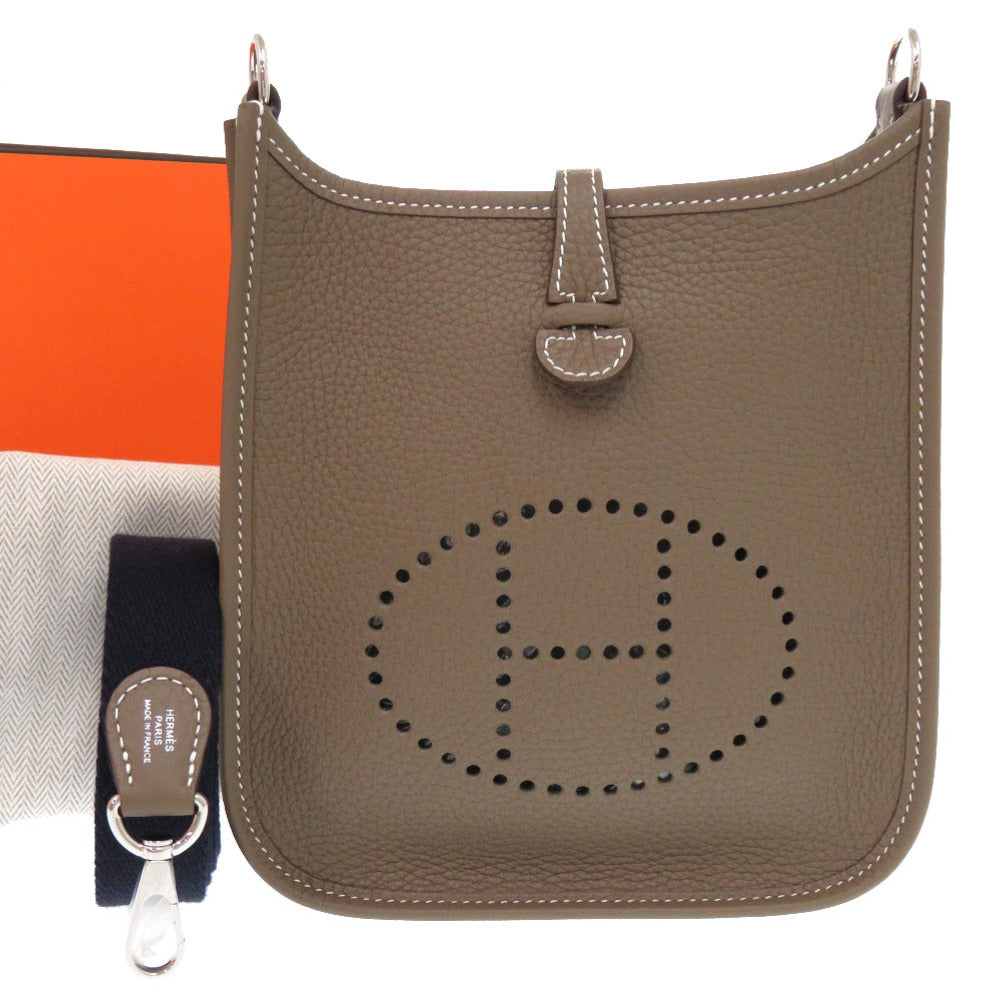 未使用 エルメス エブリンTPM アマゾン トリヨンクレマンス エトゥープ ブルーインディゴ シルバー金具 K刻印(2025年製) ショルダーバッグ 0800 HERMES エトープ