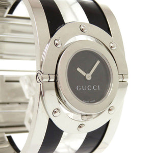 美品 グッチ 112 トワール バングル SS プラスチック ブラック クオーツ 腕時計 黒文字盤 0845【中古】GUCCI