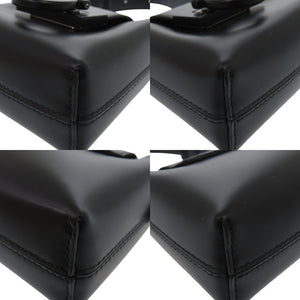 新品同様 サルヴァトーレフェラガモ ガンチーニ トリフォリオ ミニバッグ レザー ブラック ハンドバッグ 黒 0903【中古】Salvatore Ferragamo