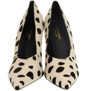 未使用品 バーバリー ダルメシアン柄 ポインテッドトゥ 26.5cm 8025313 A1462 レザー ハラコ ホワイト パンプス 0956【中古】BURBERRY