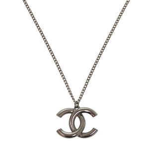 美品 シャネル ココマーク メタル ラインストーン ガンメタリック ネックレス 0076【中古】CHANEL