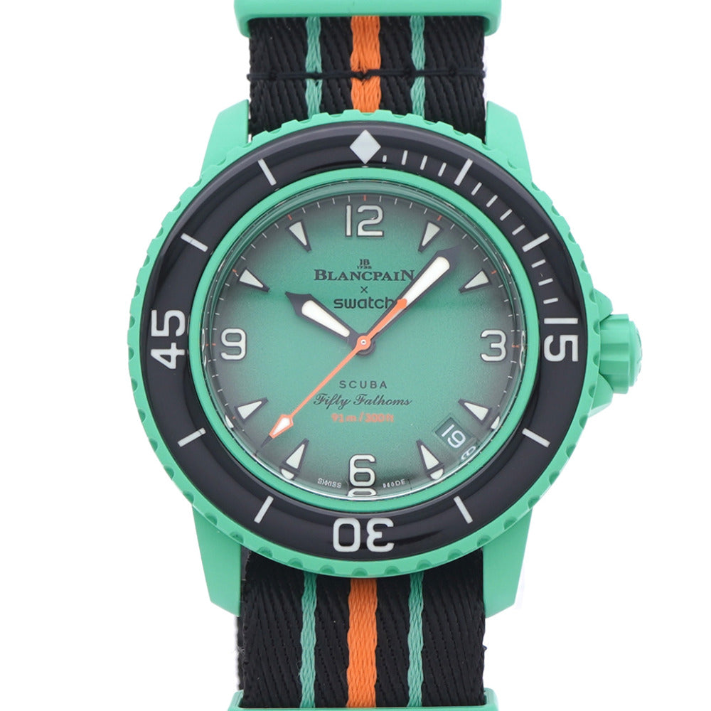新品同様 ブランパン × スウォッチ スクーバ フィフティファゾムス SO35I100 自動巻き 腕時計 バイオセラミック グリーン 緑 0231【中古】Blancpain×swatch メンズ