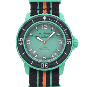 新品同様 ブランパン × スウォッチ スクーバ フィフティファゾムス SO35I100 自動巻き 腕時計 バイオセラミック グリーン 緑 0231【中古】Blancpain×swatch メンズ
