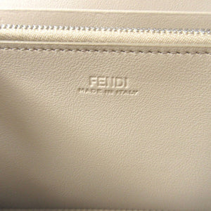 美品 フェンディ ピーカブー 8M0427 レザー アイボリー 白 2つ折り長財布 財布 0453【中古】FENDI