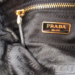 美品 プラダ 三角プレート デニム ブラック 黒 ポーチ 0484【中古】PRADA