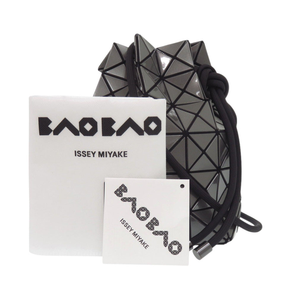 新品同様 イッセイミヤケ BAO BAO バオバオ WRING リング BB43-AG591 ポリエステル シルバー ショルダーバッグ 0774【中古】ISSEY MIYAKE