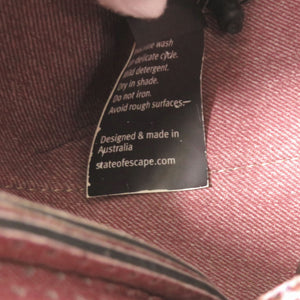 新品同様 ステイト オブ エスケープ ネオプレン ピンク ショルダーバッグ 0869【中古】STATE OF ESCAPE