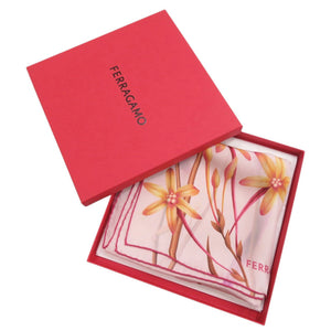 サルヴァトーレフェラガモ 花柄 シルク ピンク スカーフ 0941【中古】Salvatore Ferragamo