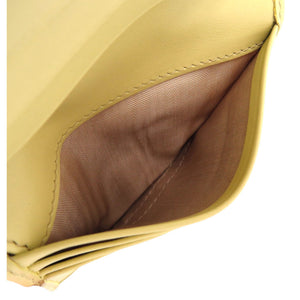 未使用品 プラダ サフィアーノトライアングル 1ML050 QHH_F0032 牛革 バニラ 黄 二つ折り財布 0961【中古】PRADA