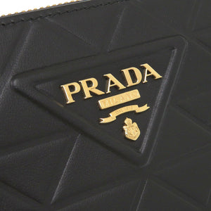 新品同様 プラダ IML506 トライアングルロゴ レザー ブラック 長財布 黒 1149【中古】PRADA