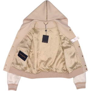 未使用品 ルイ ヴィトン セーラー バーシティ 1AFQM3 カーフ ウール ガラス ベージュ LV 白 ブルゾン 1185【中古】LOUIS VUITTON