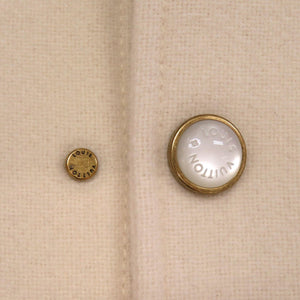 未使用品 ルイ ヴィトン セーラー バーシティ 1AFQM3 カーフ ウール ガラス ベージュ LV 白 ブルゾン 1185【中古】LOUIS VUITTON