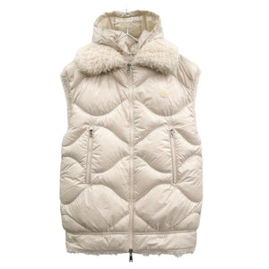 美品 モンクレール ACHARD GILET リバーシブル ジップアップ ダウンベスト ロゴワッペン エコファー H20931A00023 899PE ホワイト 0465【中古】MONCLER