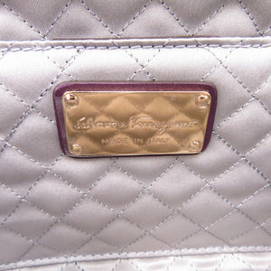 新品同様 サルヴァトーレフェラガモ ガンチーニ E0 21 B912 サテン パープル 紫 クラッチバッグ 0467【中古】Salvatore Ferragamo