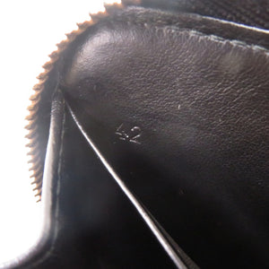 美品 プラダ ラウンドファスナー 1MM268 レザー ゴールド金具 ブラック 黒 コインケース 財布 0691【中古】PRADA