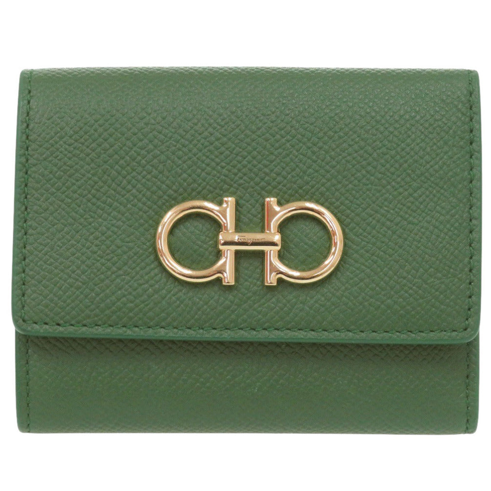 美品 サルヴァトーレフェラガモ コンパクトウォレット ガンチーニ JL-22 0862 レザー グリーン 三つ折り財布 緑 0921【中古】Salvatore Ferragamo