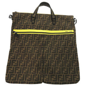新品同様 フェンディ × フラグメント コラボ ズッカ ジャガード ブラウン ブラック トートバッグ 1067【中古】FENDI