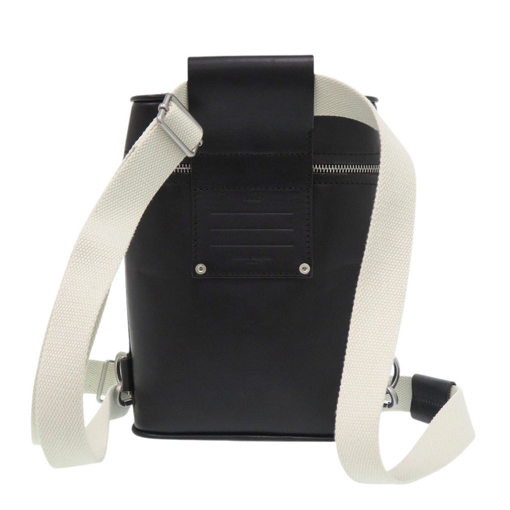 美品 メゾン マルジェラ 4ステッチ レザー ブラック リュック バックパック 黒 1296【中古】Maison Margiela