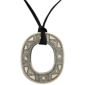 美品 エルメス イスメ トゥアレグ ペンダント ヴィンテージ シルバー925 ブラック 黒 ネックレス 1334【中古】HERMES